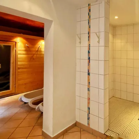 Semesterbostad Skihuette Ettelsberg *
